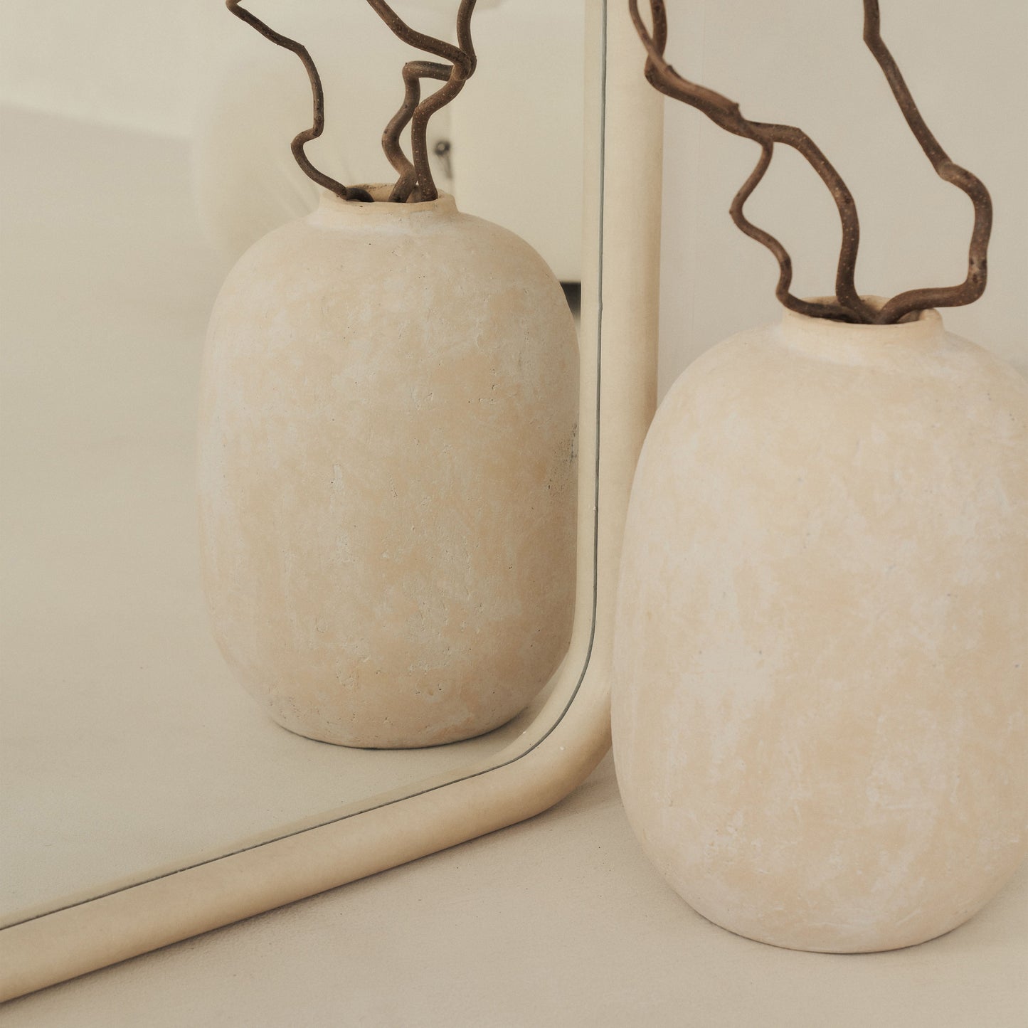 Elis – Specchio in cemento extra grande, a tutta altezza, con arco, 190 cm x 100 cm