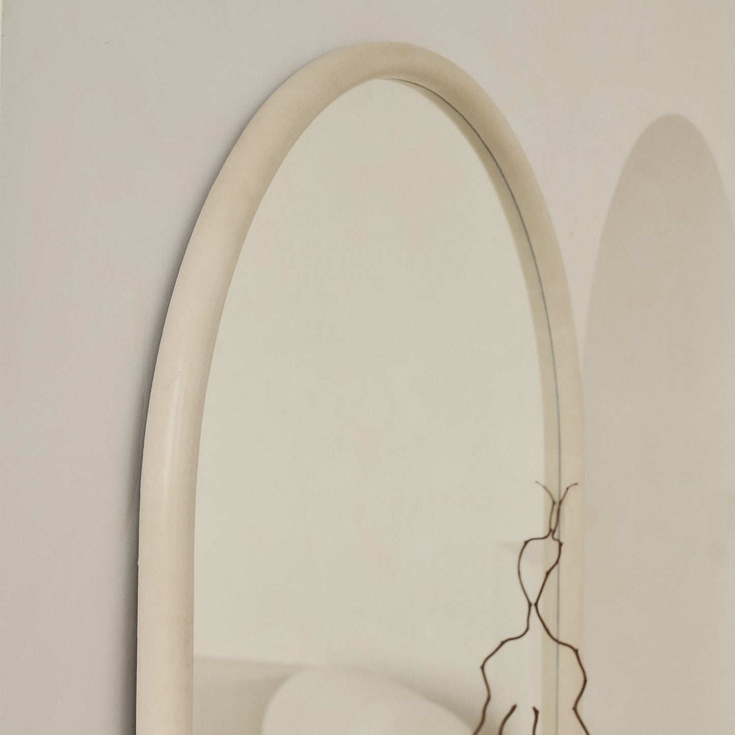 Elis – Specchio in cemento extra grande, a tutta altezza, con arco, 190 cm x 100 cm